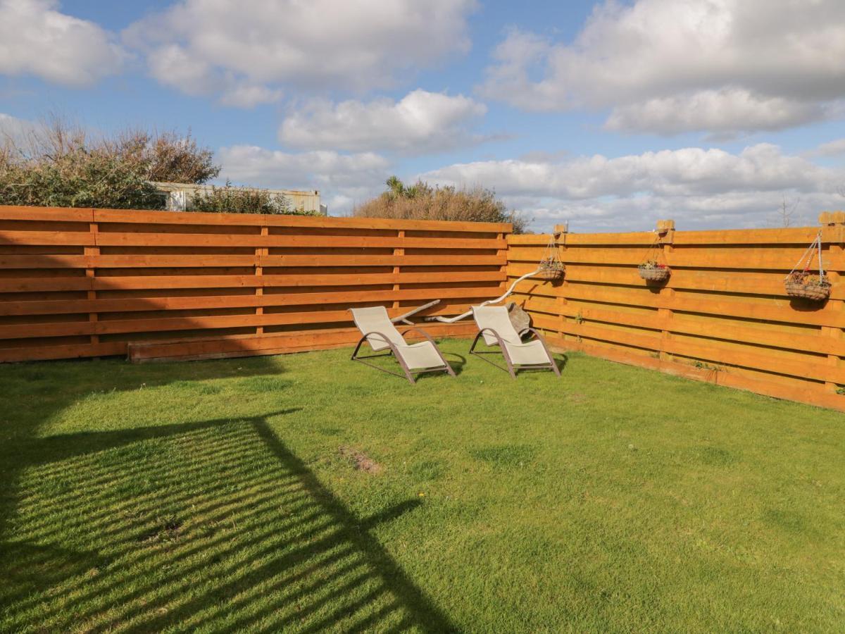 Coed Llai Villa Holyhead Luaran gambar