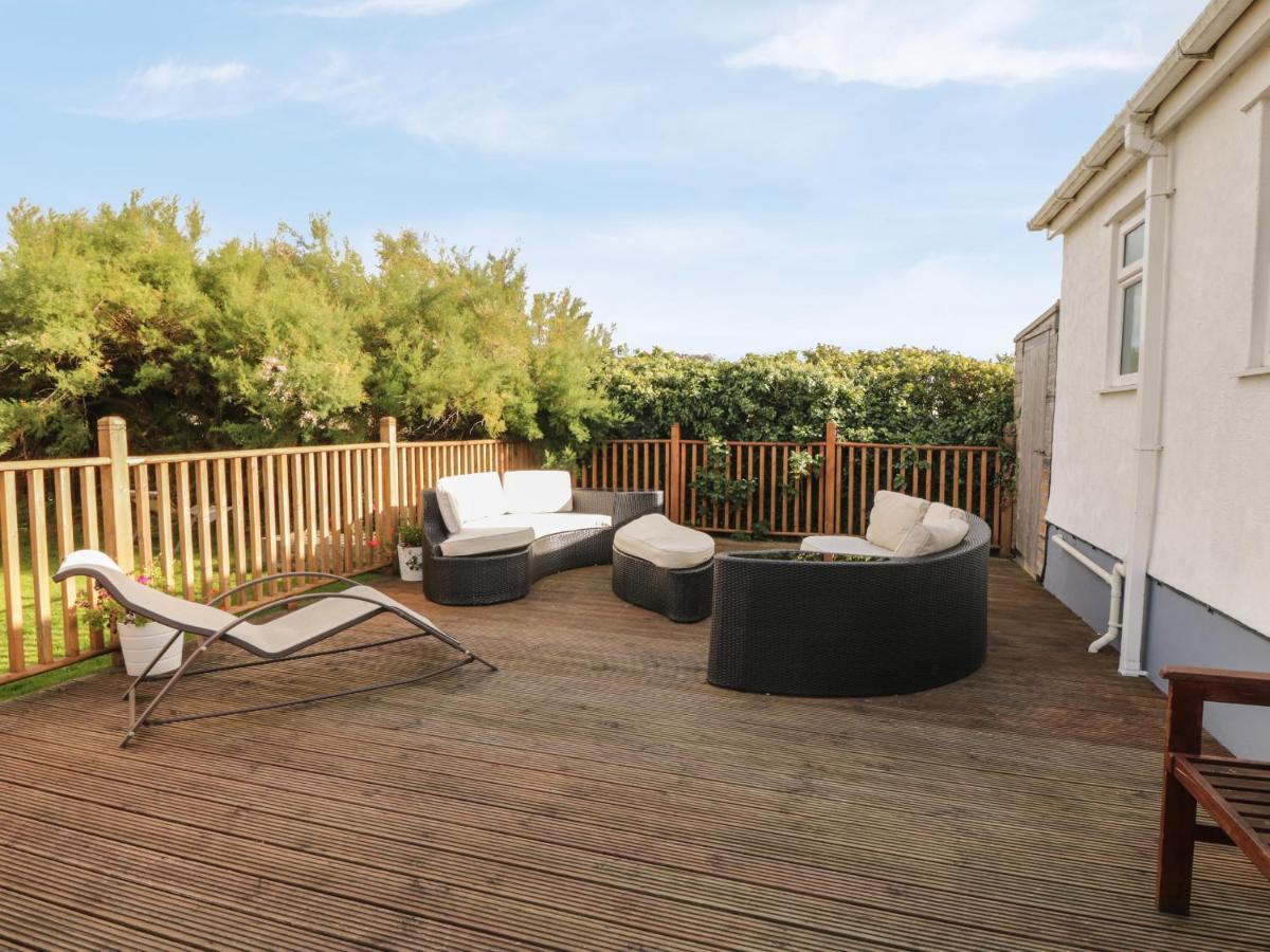 Coed Llai Villa Holyhead Luaran gambar