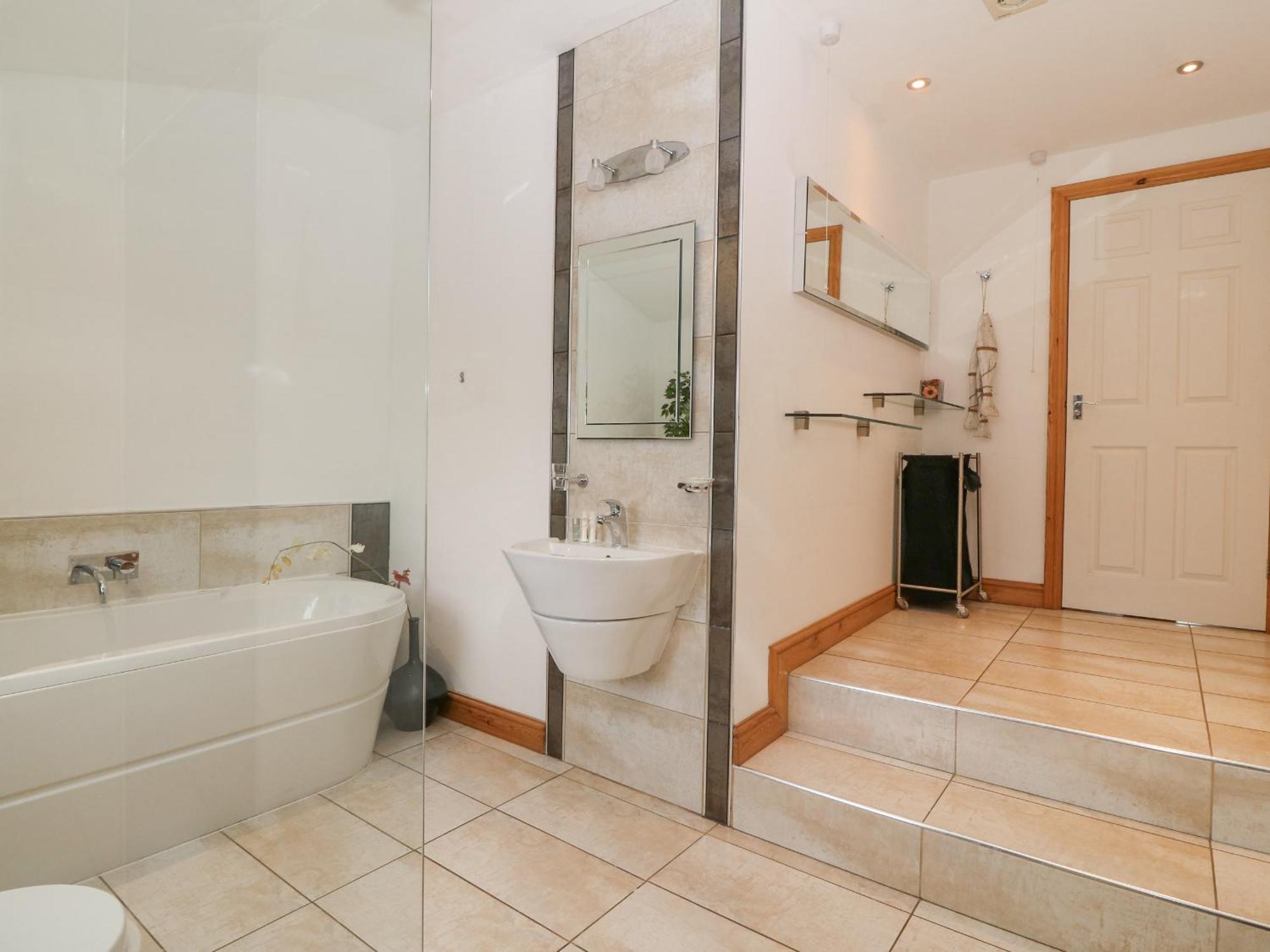 Coed Llai Villa Holyhead Luaran gambar