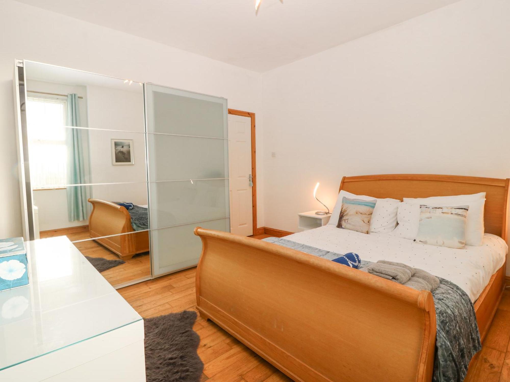 Coed Llai Villa Holyhead Luaran gambar
