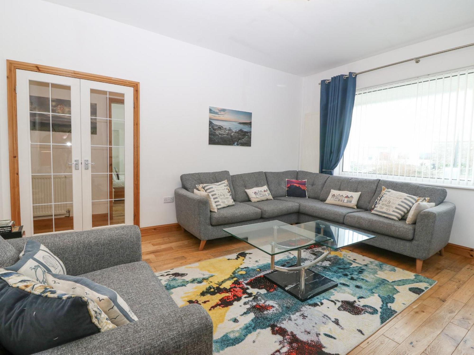 Coed Llai Villa Holyhead Luaran gambar